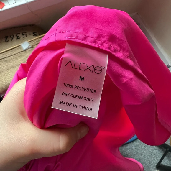 NWT Alexis Leya Skirt, size medium - Picture 7 of 7